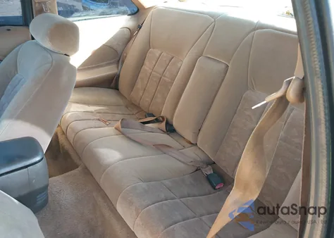 1996 Ford Thunderbird Lx z USA, uszkodzony, nr VIN 1FALP6244TH184303